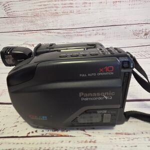 Panasonic Palmcorder IQ VHS-C Camcorder PV-IQ505 Untested w Case Accessories
